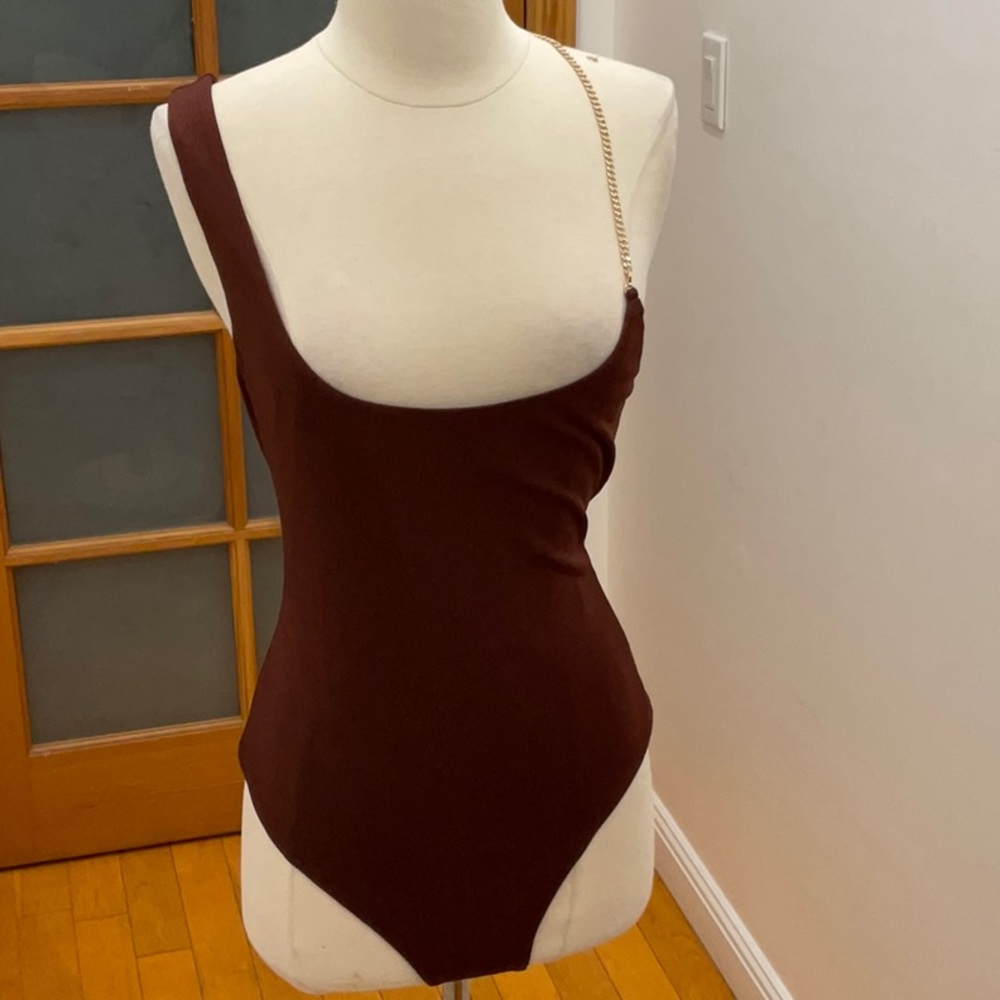 NBD Gileigh Bodysuit in Cocoa Brown Size: Various - Picture 8 of 11